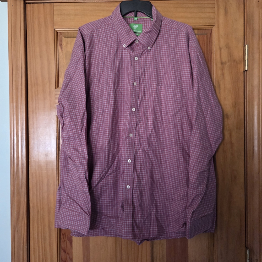 Men's Casual Button Down Shirt in Pinkish Red And Blue Checkered Pattern